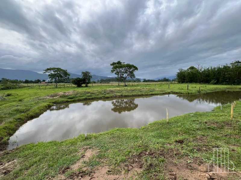 Sítio de 1,5 Hectares com Casa Completa e  Infraestrutura de Lazer!: 22ª foto da galeria de imagens do imóvel