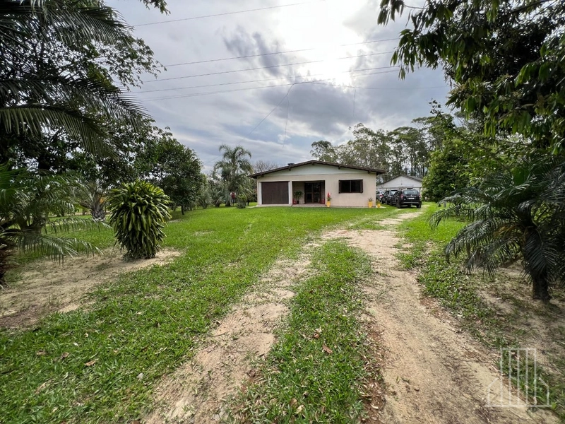 Sítio de 1,5 Hectares com Casa Completa e  Infraestrutura de Lazer!: 4ª foto da galeria de imagens do imóvel