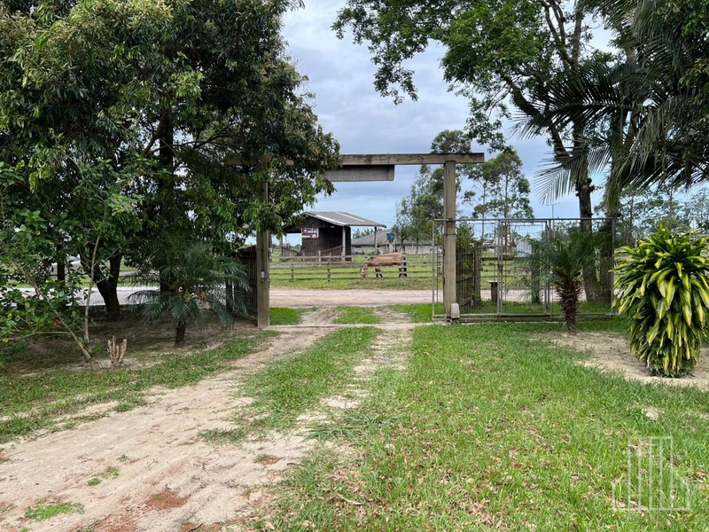 Sítio de 1,5 Hectares com Casa Completa e  Infraestrutura de Lazer!: 2ª foto da galeria de imagens do imóvel