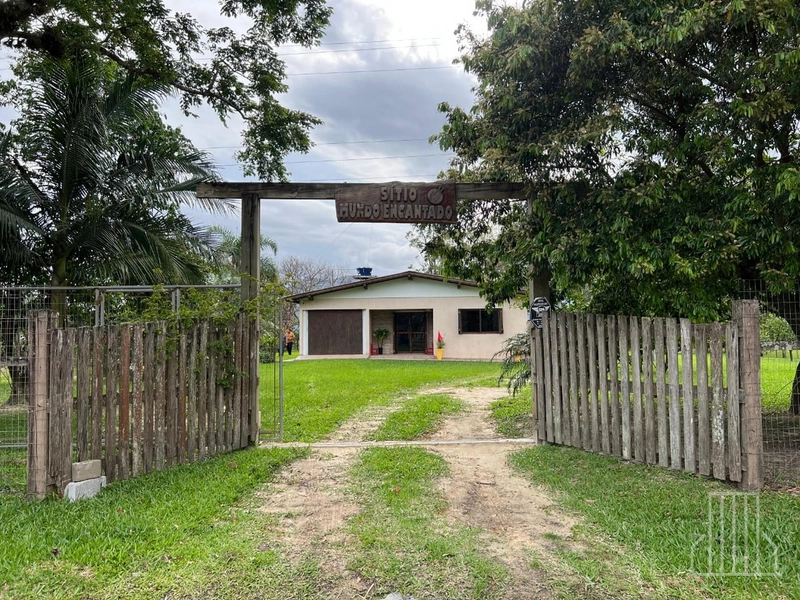 Sítio de 1,5 Hectares com Casa Completa e  Infraestrutura de Lazer!: 1ª foto da galeria de imagens do imóvel
