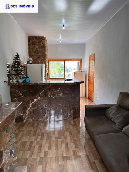 ENCANTADORA CASA À BEIRA DO RIO TRÊS FORQUILHAS: 12ª foto da galeria de imagens do imóvel