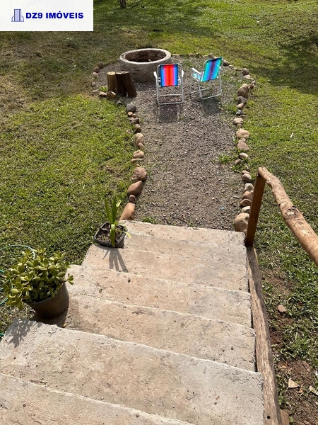 ENCANTADORA CASA À BEIRA DO RIO TRÊS FORQUILHAS: 22ª foto da galeria de imagens do imóvel