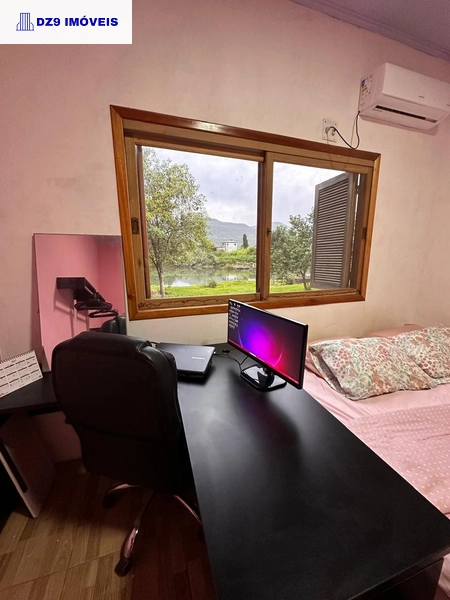 ENCANTADORA CASA À BEIRA DO RIO TRÊS FORQUILHAS: 19ª foto da galeria de imagens do imóvel