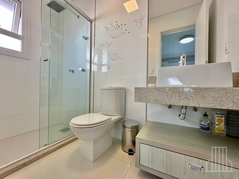 Sobrado de Alto Padrão no Condomínio Condado de Capão: 17ª foto da galeria de imagens do imóvel