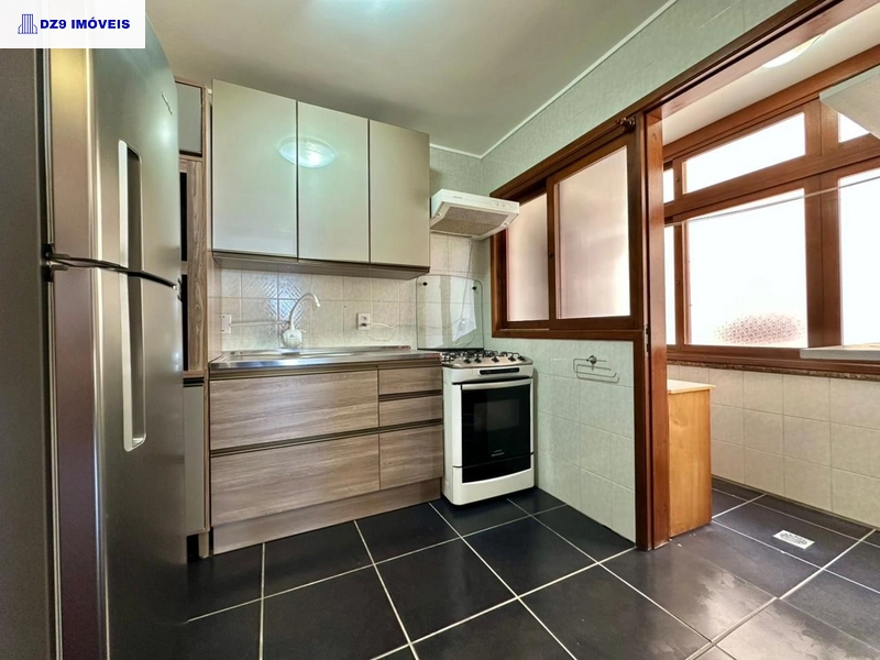 Apartamento 2 dorm com suíte na Zona Nova, a 1 quadra do mar: 13ª foto da galeria de imagens do imóvel