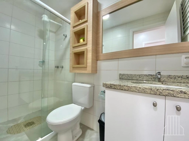 EXCELENTE APARTAMENTO DE ESQUINA COM VISTA PARA O MAR, SERRA E LAGOA!: 6ª foto da galeria de imagens do imóvel