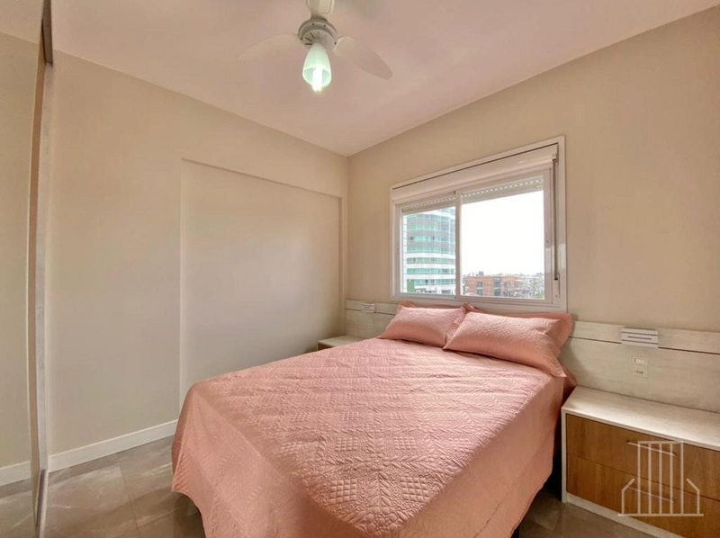 EXCELENTE APARTAMENTO DE ESQUINA COM VISTA PARA O MAR, SERRA E LAGOA!: 1ª foto da galeria de imagens do imóvel