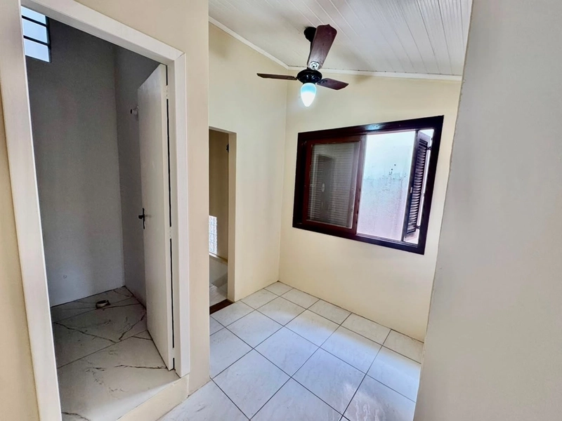 Casa à Venda no Condomínio Vila Di Capri – 3 Dormitórios e 3 Banheiros: 4ª foto da galeria de imagens do imóvel