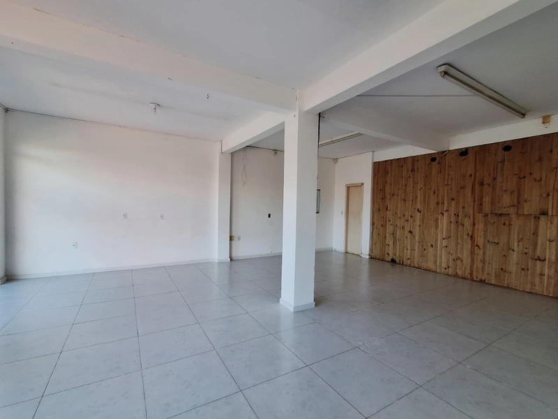 SALA COMERCIAL, PARA ALUGUEL EM CAPÃO NOVO!: 11ª foto da galeria de imagens do imóvel