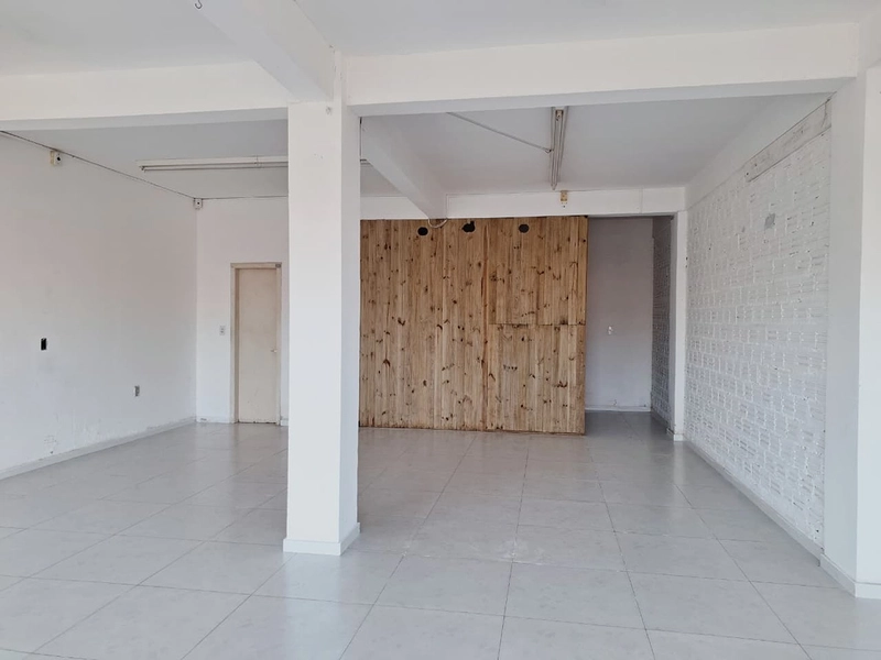 SALA COMERCIAL, PARA ALUGUEL EM CAPÃO NOVO!: 9ª foto da galeria de imagens do imóvel