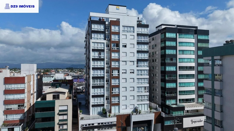 Apartamento mobiliado e decorado à venda no Centro de Capão da Canoa!: 1ª foto da galeria de imagens do imóvel