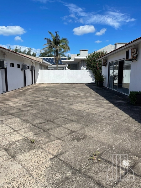 LINDA CASA À VENDA EM ATLÂNTIDA – XANGRI-LÁ!: 1ª foto da galeria de imagens do imóvel