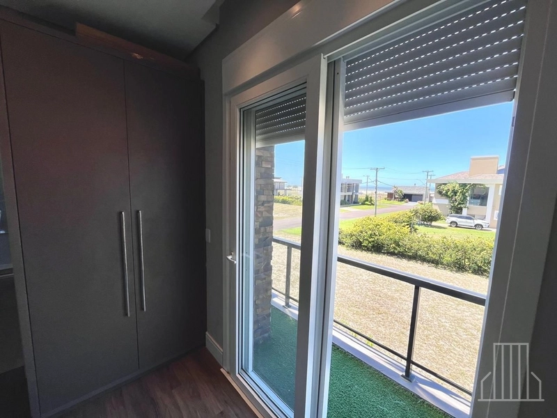 DESLUMBRANTE RESIDÊNCIA NO CONDOMÍNIO COSTA SERENA – CAPÃO DA CANOA!: 17ª foto da galeria de imagens do imóvel