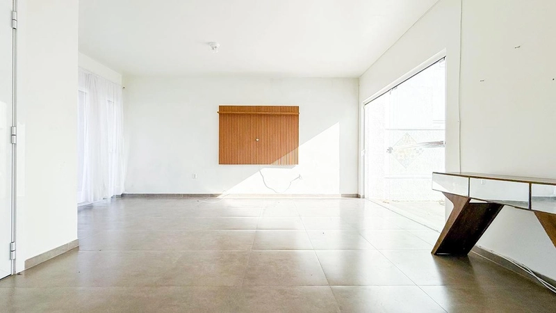 LINDISSÍMA CASA A VENDA NO BAIRRO CAPÃO NOVO!: 15ª foto da galeria de imagens do imóvel