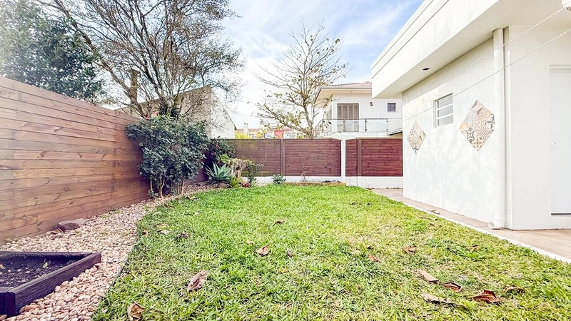 LINDISSÍMA CASA A VENDA NO BAIRRO CAPÃO NOVO!: 32ª foto da galeria de imagens do imóvel