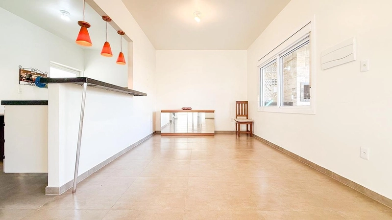 LINDISSÍMA CASA A VENDA NO BAIRRO CAPÃO NOVO!: 10ª foto da galeria de imagens do imóvel