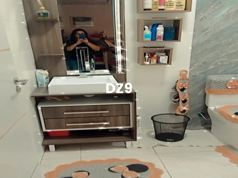 CASA COM 4 DORMITÓRIOS: 23ª foto da galeria de imagens do imóvel