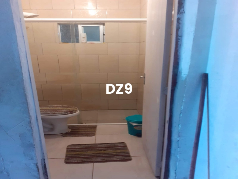 CASA COM 4 DORMITÓRIOS: 16ª foto da galeria de imagens do imóvel