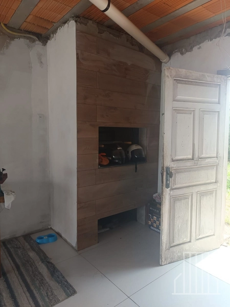 CASA COM 4 DORMITÓRIOS: 12ª foto da galeria de imagens do imóvel