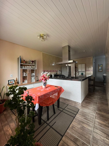 CASA COM 4 DORMITÓRIOS: 20ª foto da galeria de imagens do imóvel