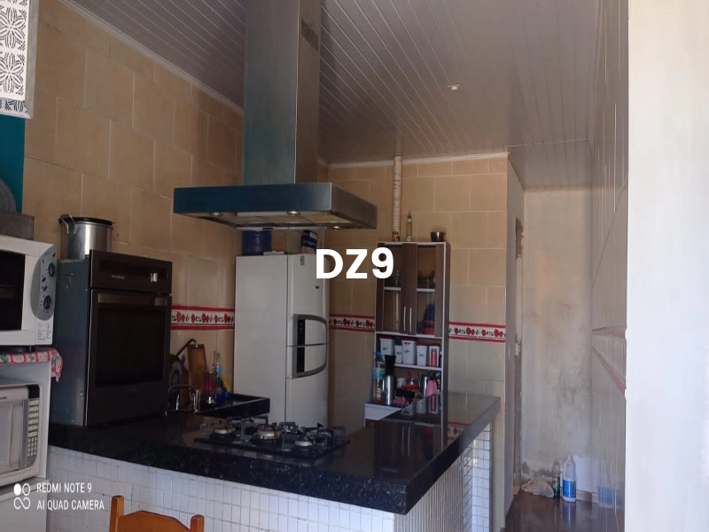 CASA COM 4 DORMITÓRIOS: 2ª foto da galeria de imagens do imóvel