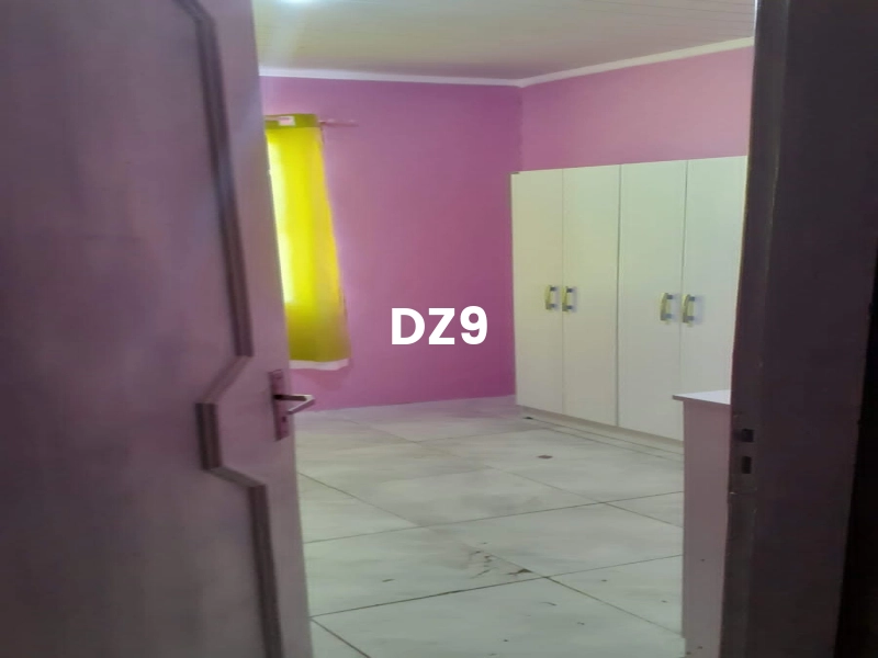 CASA COM 4 DORMITÓRIOS: 8ª foto da galeria de imagens do imóvel