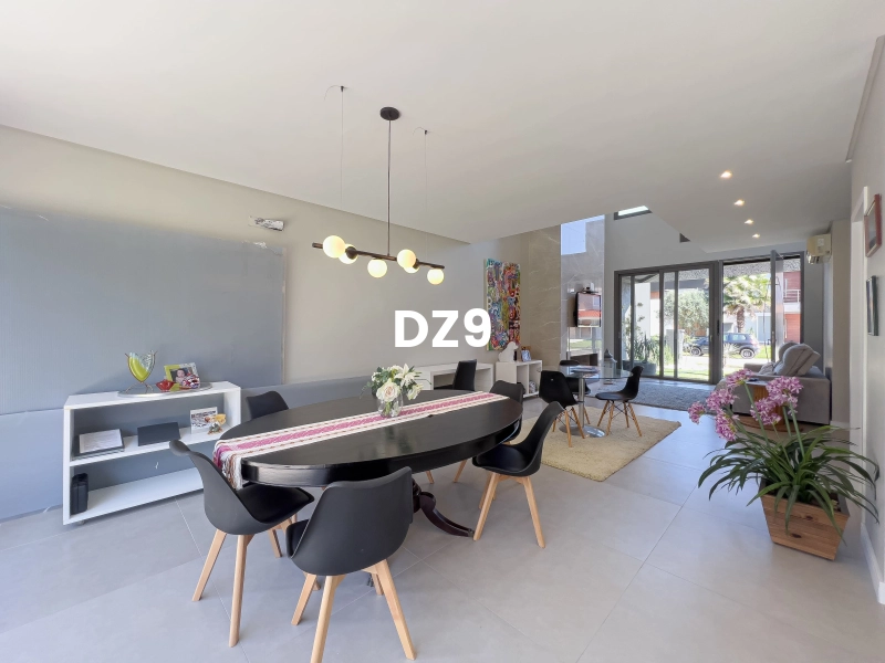 CASA COM 4 SUÍTES, LAVABO, DECORADO, COM GARAGEM!: 10ª foto da galeria de imagens do imóvel