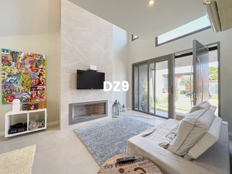 CASA COM 4 SUÍTES, LAVABO, DECORADO, COM GARAGEM!: 4ª foto da galeria de imagens do imóvel