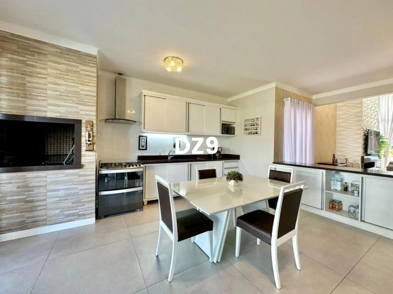 CASA EM CONDOMINIO FECHADO COM 4 SUITES BEM LOCALIZADO!: 11ª foto da galeria de imagens do imóvel