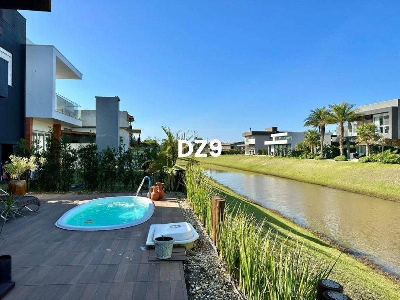 CASA EM CONDOMINIO FECHADO COM 4 SUITES BEM LOCALIZADO!: 12ª foto da galeria de imagens do imóvel