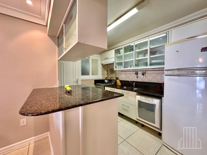 LINDÍSSIMO APARTAMENTO COM VISTA PARA O MAR NO BAIRRO NAVEGANTES!: 8ª foto da galeria de imagens do imóvel