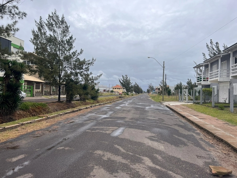 Terreno a venda no bairro Jardim Beira Mar: 1ª foto da galeria de imagens do imóvel