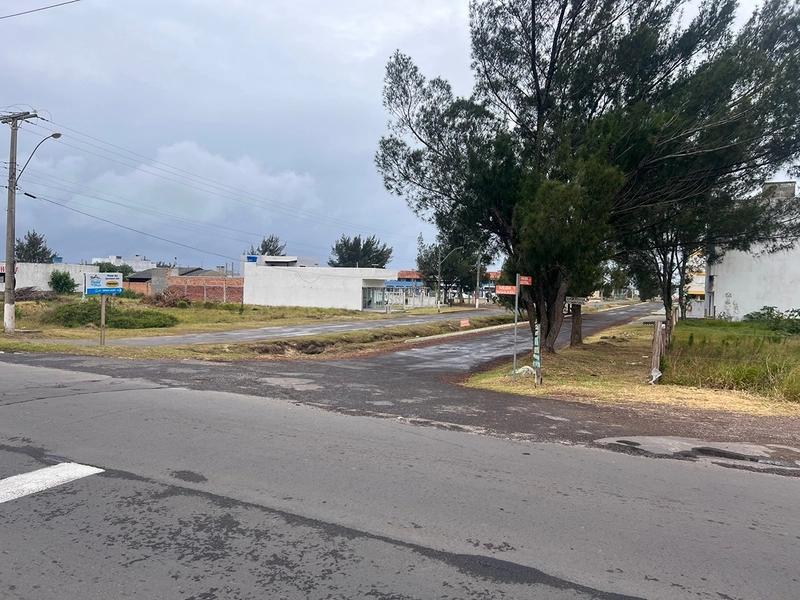 Terreno a venda no bairro Jardim Beira Mar: 3ª foto da galeria de imagens do imóvel