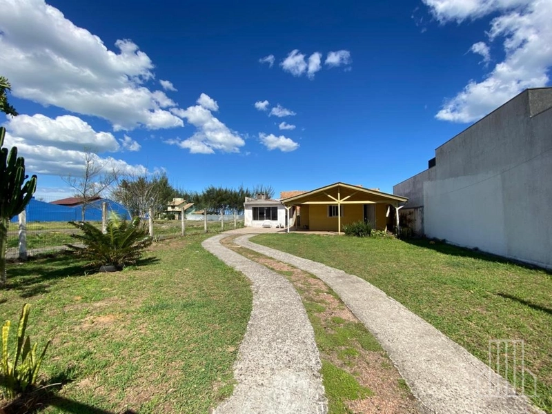 EXCELENTE CASA DE MADEIRA Á VENDA!: 3ª foto da galeria de imagens do imóvel