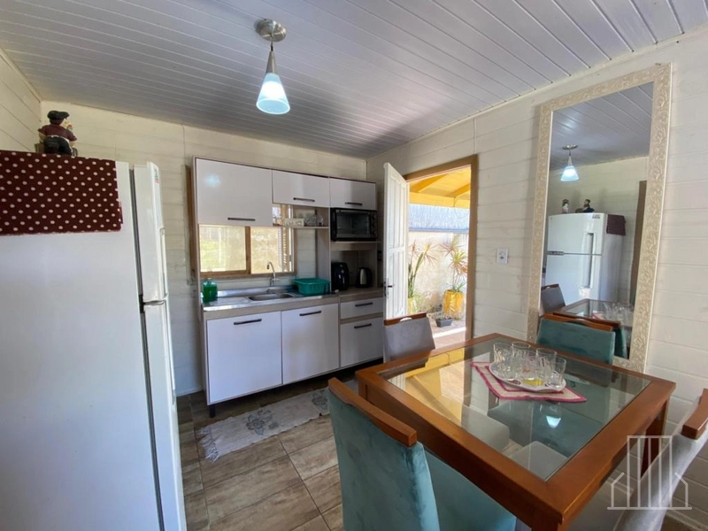 EXCELENTE CASA DE MADEIRA Á VENDA!: 9ª foto da galeria de imagens do imóvel