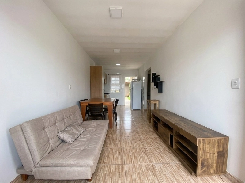 casa à venda : 3ª foto da galeria de imagens do imóvel