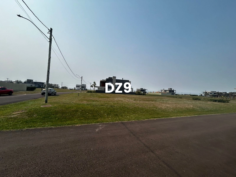 TERRENO A VENDA NO CONDOMÍNIO COSTA SERENA!: 7ª foto da galeria de imagens do imóvel