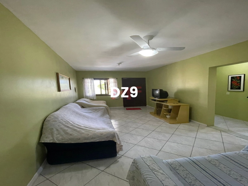 CASA TEMPORÁRIA COM 3 DORMITÓRIOS EM CAPÃO NOVO!: 5ª foto da galeria de imagens do imóvel