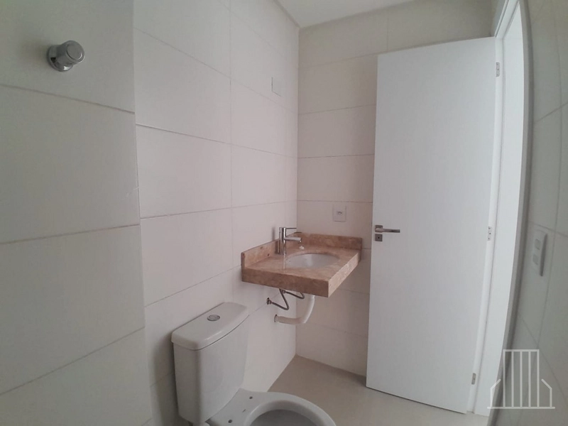 Apartamento Amplo com Terraço Privativo – Conforto e Estilo: 10ª foto da galeria de imagens do imóvel