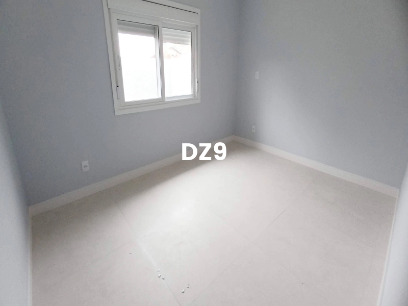 CASA COM 2 DORMITORIOS, SENDO 1 SUÍTES, VAZIO!: 1ª foto da galeria de imagens do imóvel