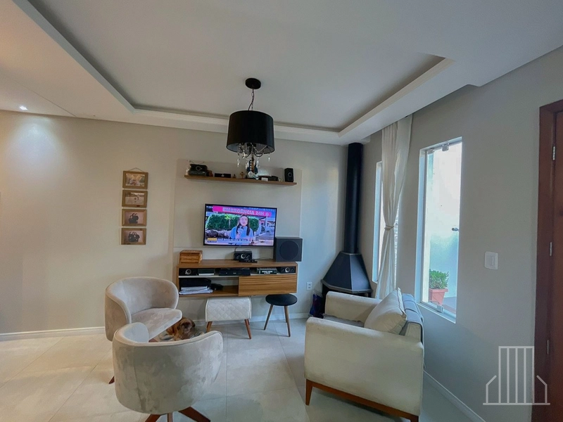 CASA A VENDA COM 2 DORMITÓRIOS! CONFIRA: 5ª foto da galeria de imagens do imóvel