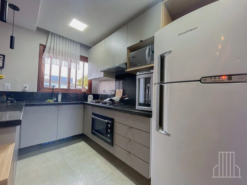 CASA A VENDA COM 2 DORMITÓRIOS! CONFIRA: 3ª foto da galeria de imagens do imóvel