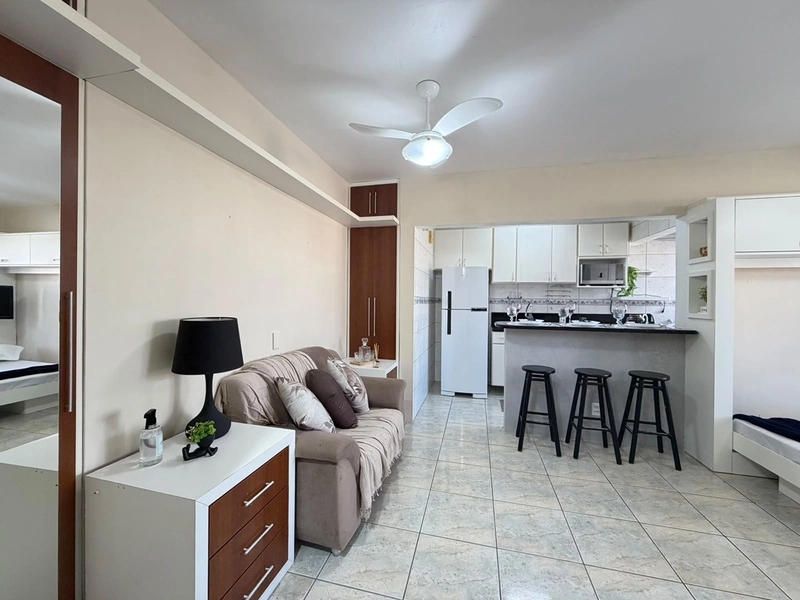 Kitnet Prática e Funcional no Bairro Capão Novo: 11ª foto da galeria de imagens do imóvel