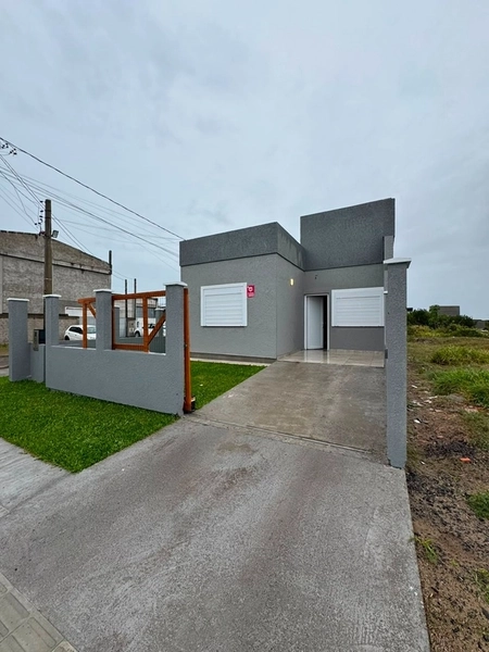 EXCELENTE CASA À VENDA NO BAIRRO JARDIM BEIRA MAR - CAPÃO DA CANOA!: 1ª foto da galeria de imagens do imóvel