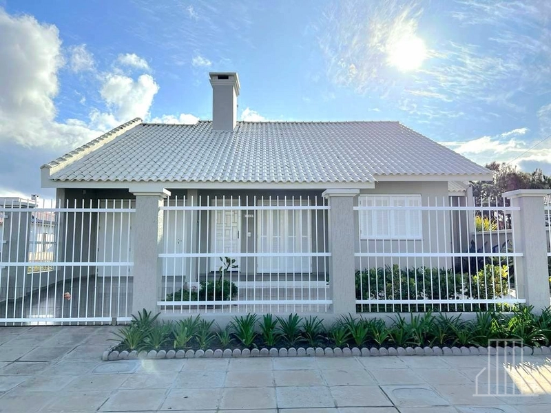 CASA COM 3 DORMITÓRIOS, A VENDA EM CAPÃO NOVO VILLAGE!: 1ª foto da galeria de imagens do imóvel