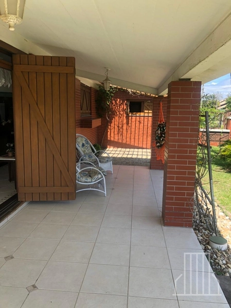 EXCELENTE CASA COM AMPLO TERRENO EM ATLÂNTIDA, XANGRI-LÁ!: 12ª foto da galeria de imagens do imóvel