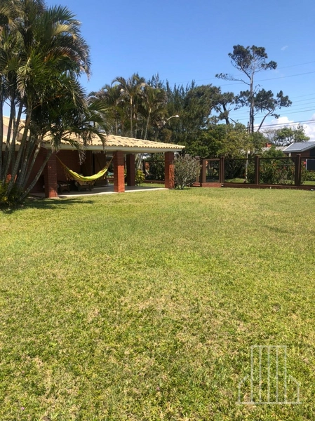 EXCELENTE CASA COM AMPLO TERRENO EM ATLÂNTIDA, XANGRI-LÁ!: 4ª foto da galeria de imagens do imóvel