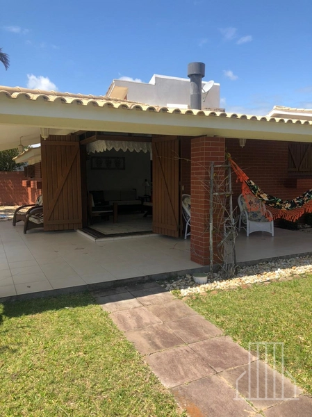 EXCELENTE CASA COM AMPLO TERRENO EM ATLÂNTIDA, XANGRI-LÁ!: 13ª foto da galeria de imagens do imóvel