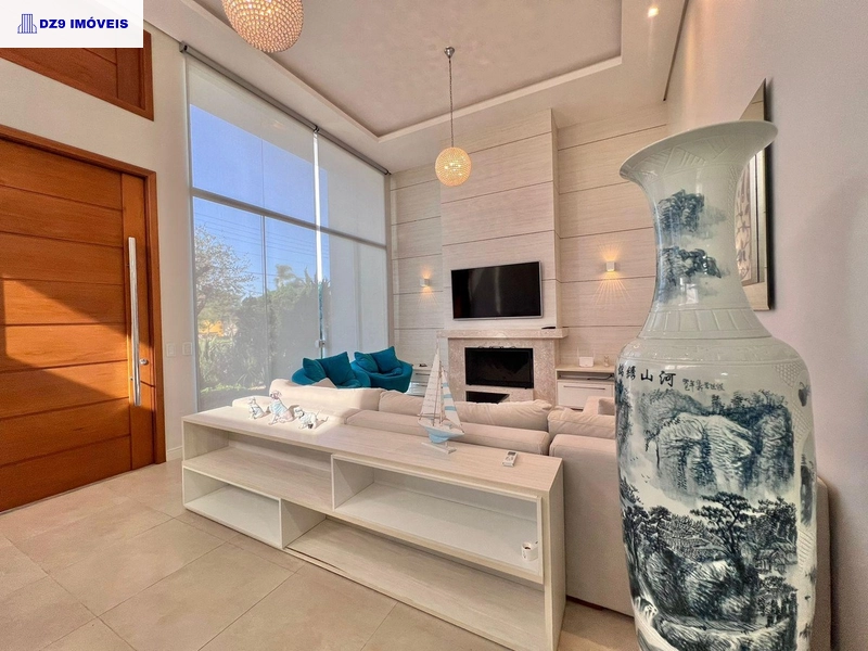 MAGNÍFICO SOBRADO NO CONDOMÍNIO CONDADO DE CAPÃO: 13ª foto da galeria de imagens do imóvel