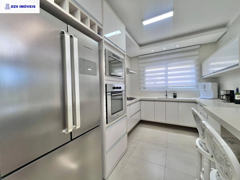 MAGNÍFICO SOBRADO NO CONDOMÍNIO CONDADO DE CAPÃO: 15ª foto da galeria de imagens do imóvel